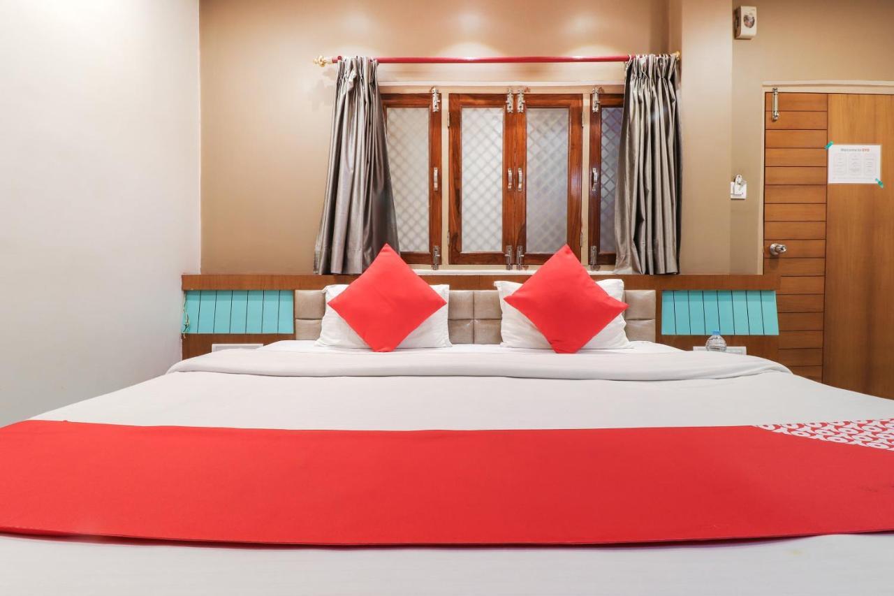 Ayodhya Oyo 26781 Hotel Raghupati المظهر الخارجي الصورة